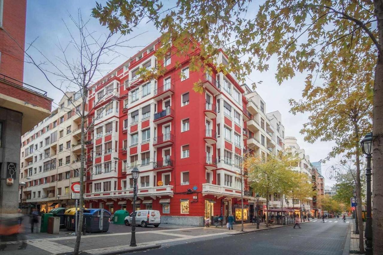 Estrena Glamour Y Guggenheim Bilbau Exterior foto